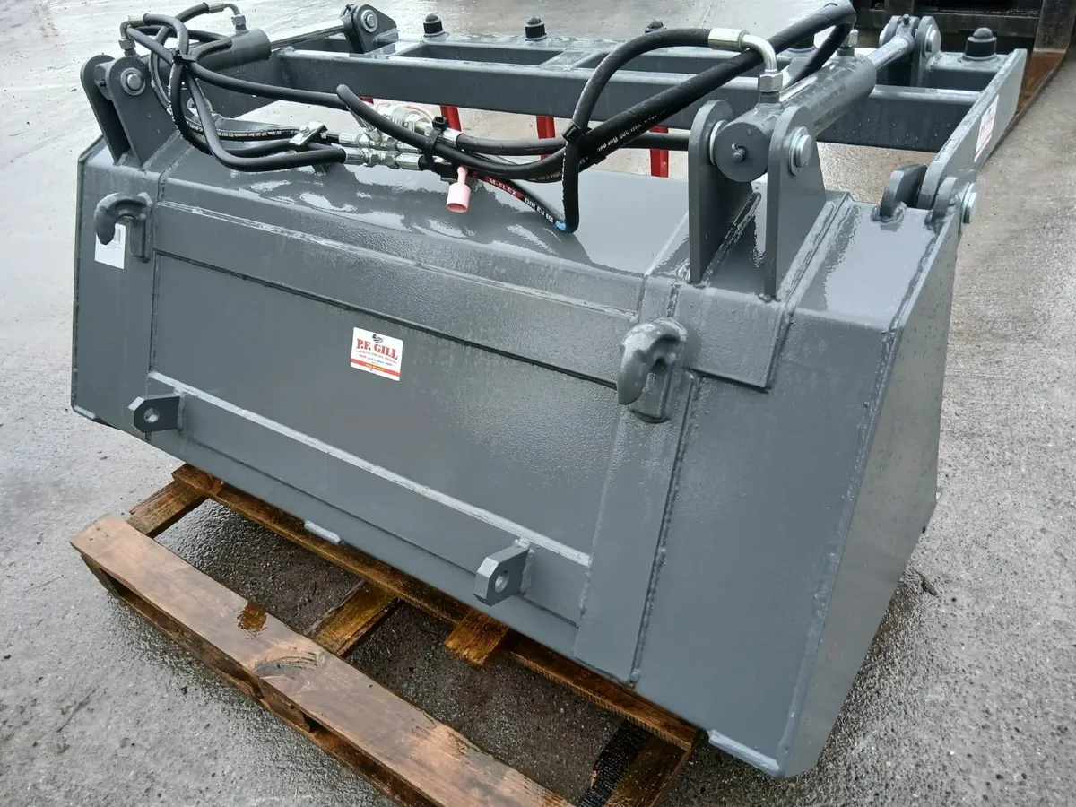 NEW BUCKETS c/w GRABS - Image 4