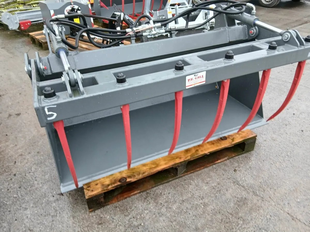 NEW BUCKETS c/w GRABS - Image 2