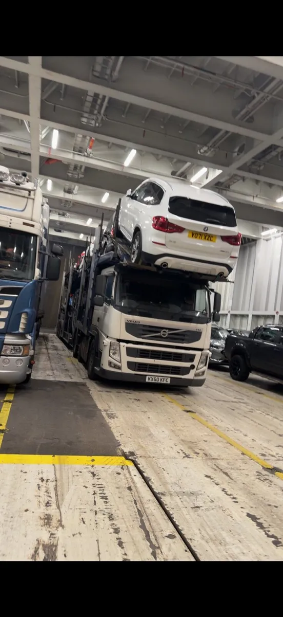 BMW 5-Series 2013 - Image 2