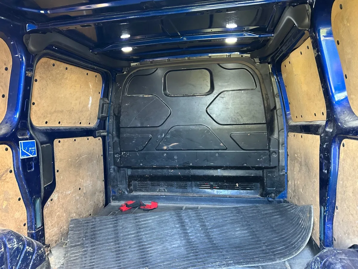 Ford Transit Custom 2018 no vat - Image 4