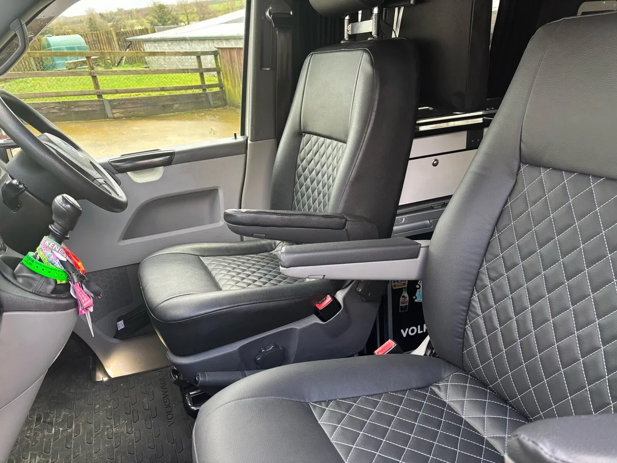 Vw transporter camper - Image 4