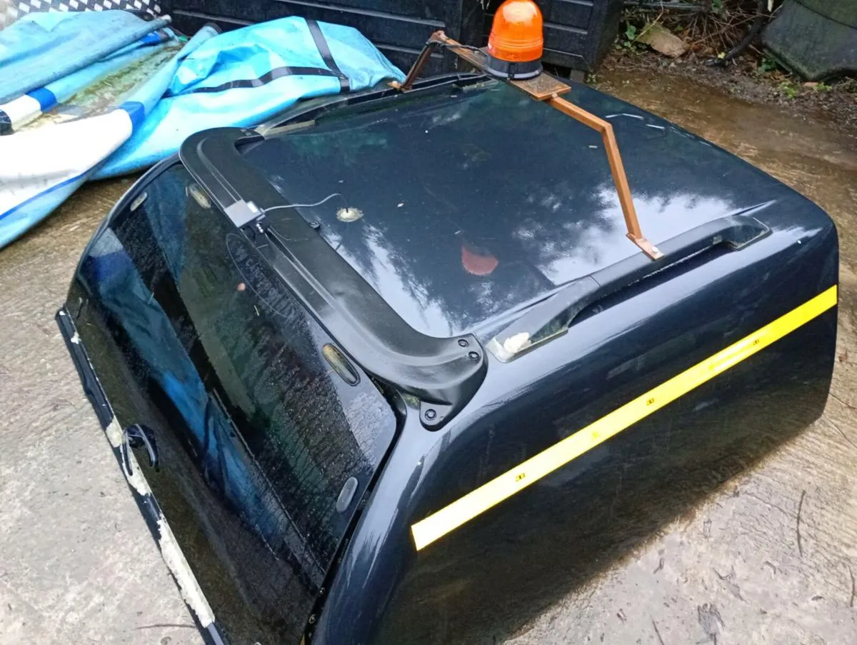 2013 Hilux canopy - Image 3