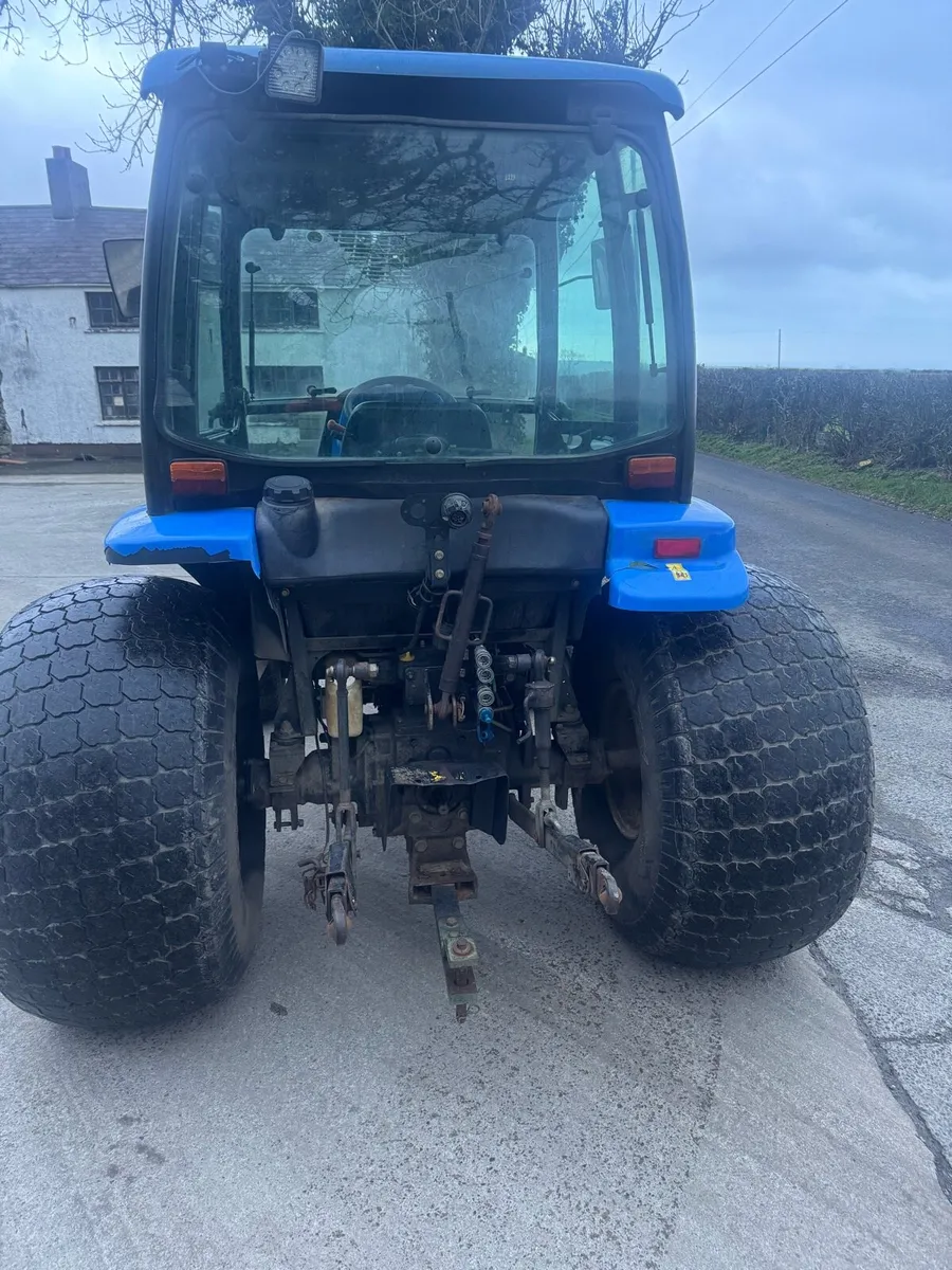 New Holland Compact Tractor - Image 2