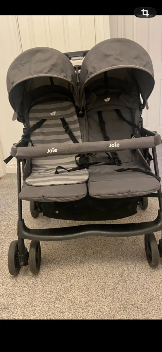 Joie Twin stroller - Image 3