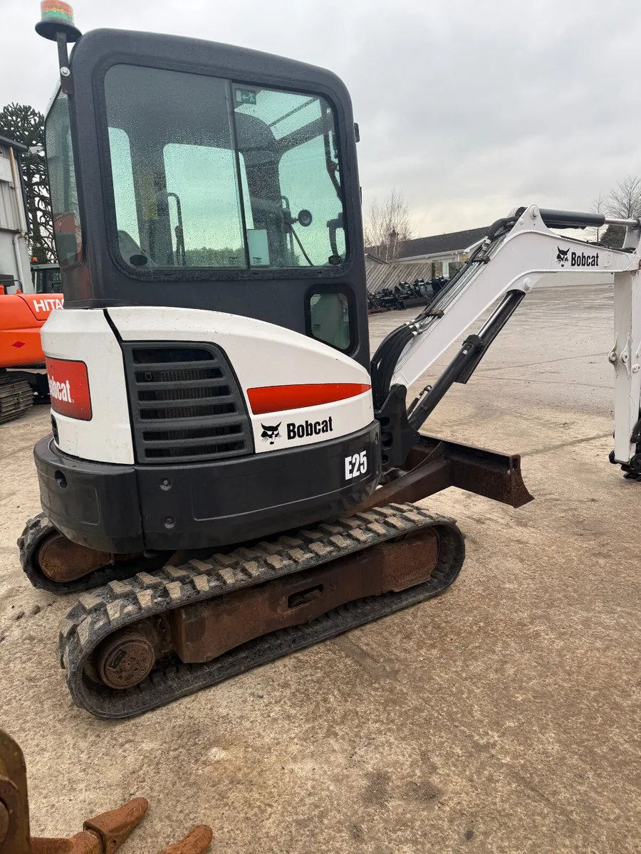 Bobcat E26 - Image 1