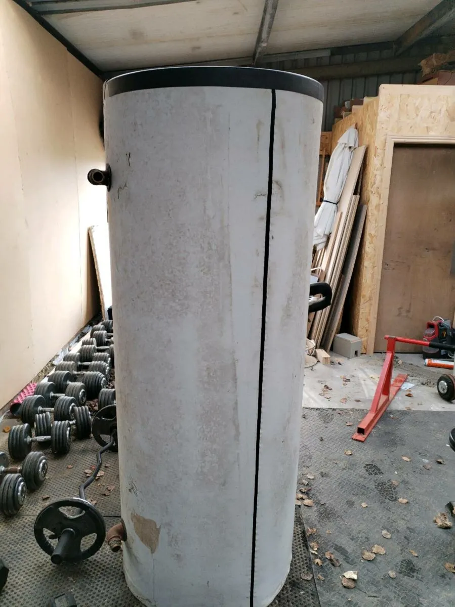 Water tank - Image 2