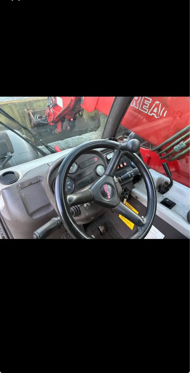 Telehandler - Image 4