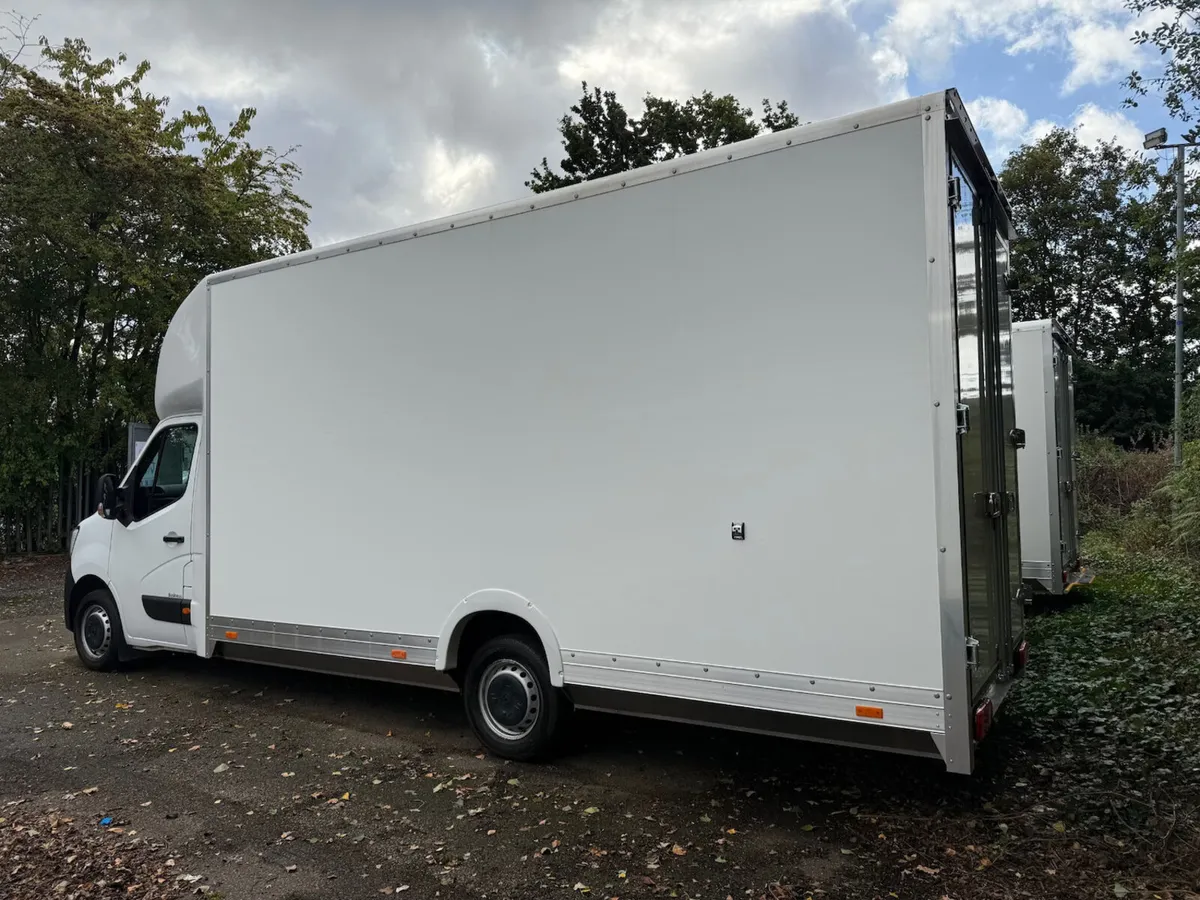 2025 Renault Master Low Loader Luton Box Van - Image 1