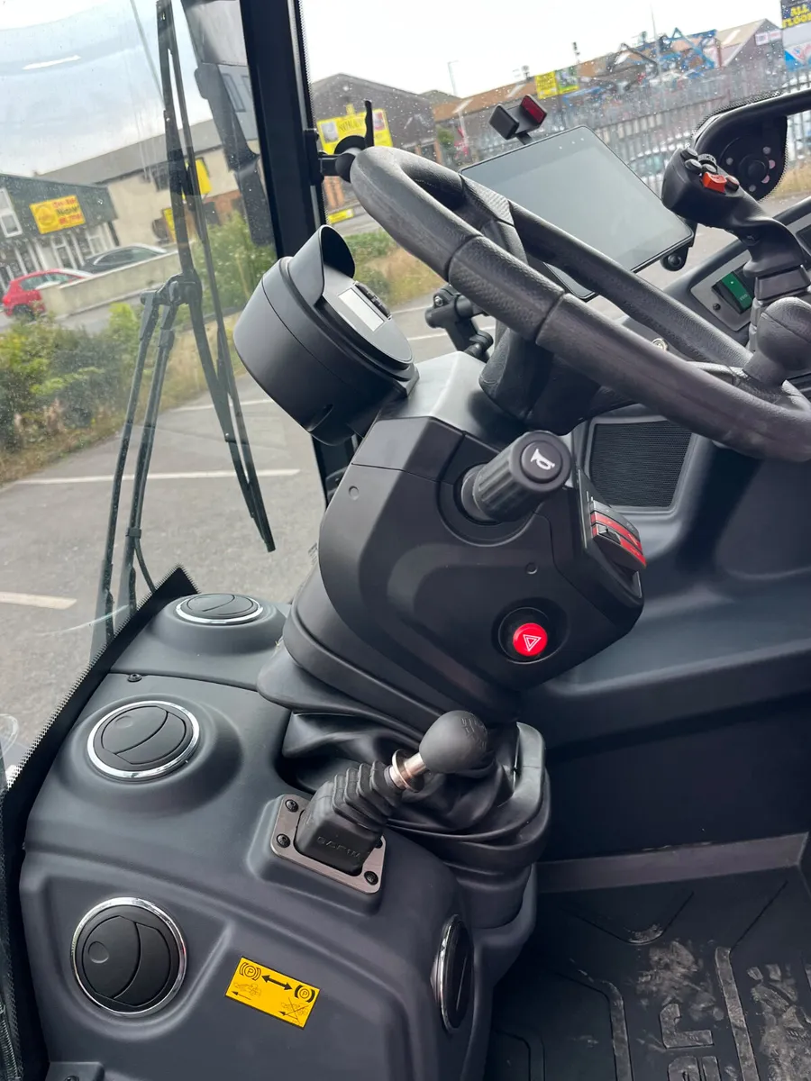 Schaffer loader 8620 t3 - Image 4