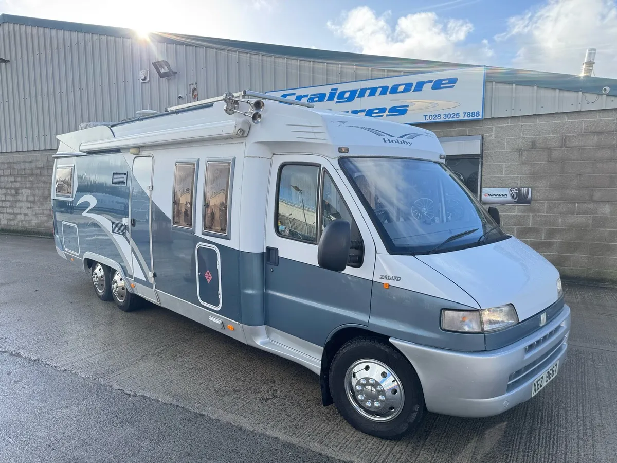 Hobby Miami - Image 1