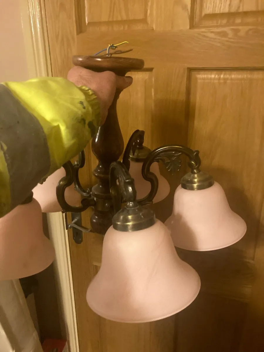 5 arm chandelier free postage - Image 1