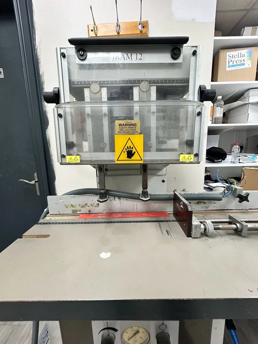 IRAM 12 hydraulic paper punch - Image 4