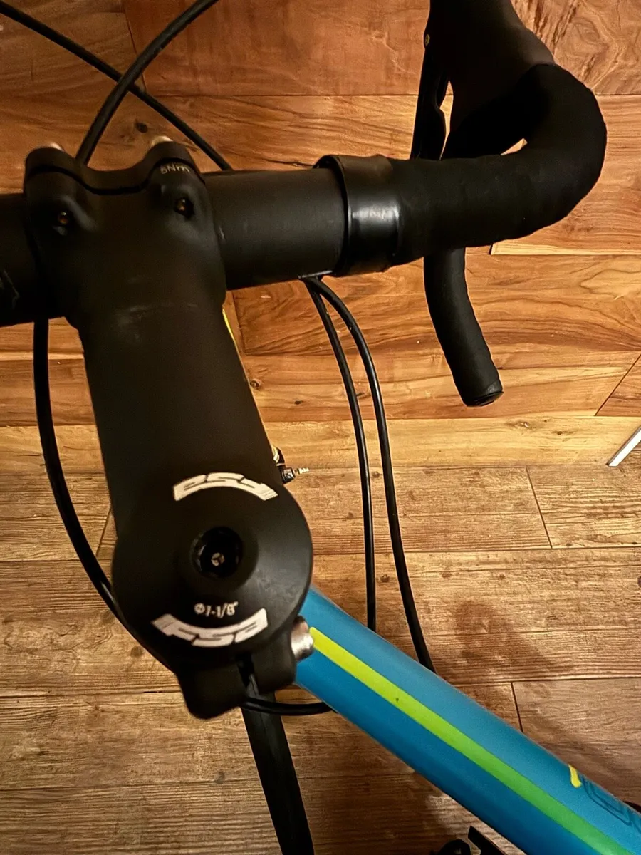 Brand New Bicycle - Woman’s Road Bike - Image 3