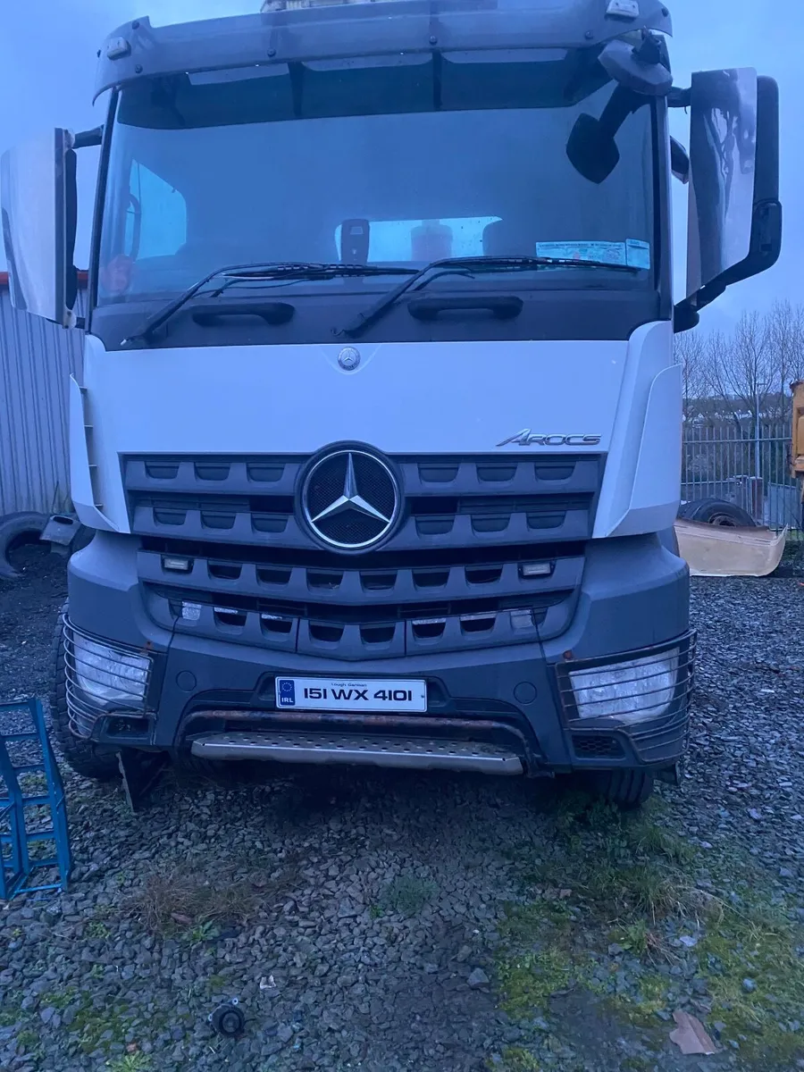 Mercedes-Benz Other 2015 - Image 2