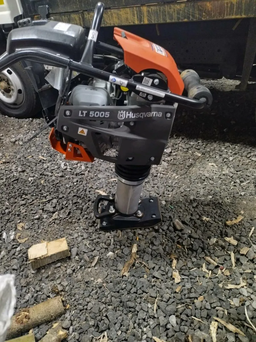 New never used road saw and jumping jack - Image 4