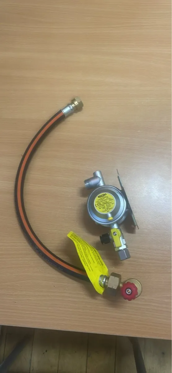 Gas regulator for caravan/camper