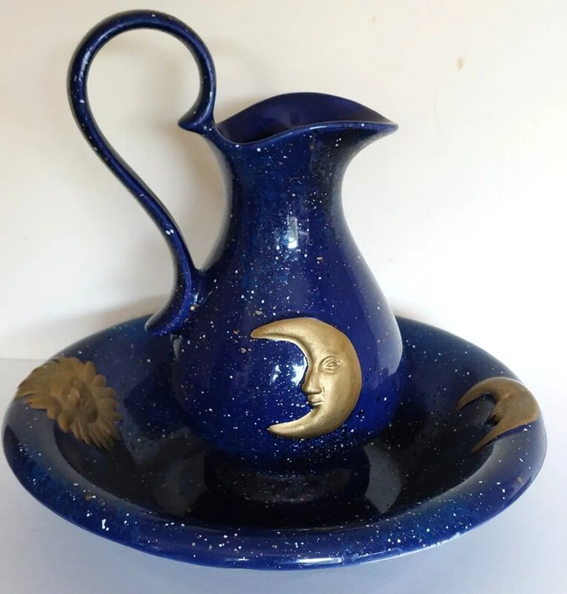 Ceramic Pitcher and Basin - Image 1