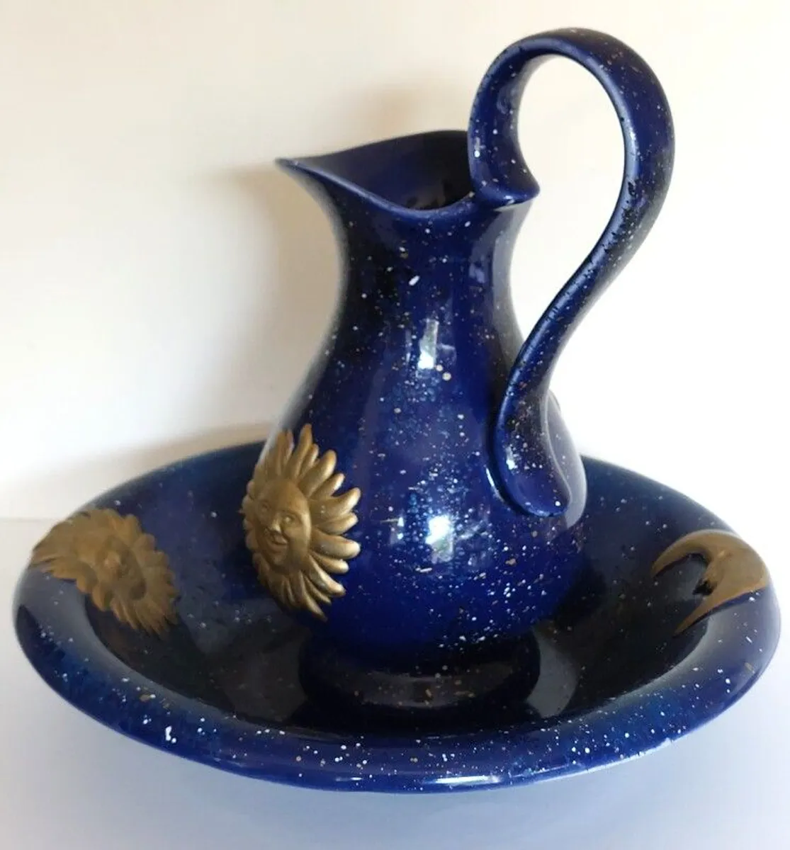 Ceramic Pitcher and Basin - Image 2