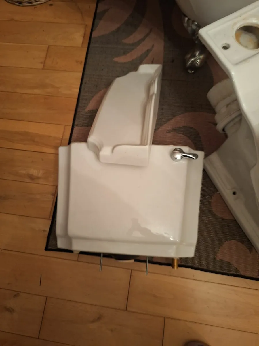 Bath, toilet ,sink - Image 4