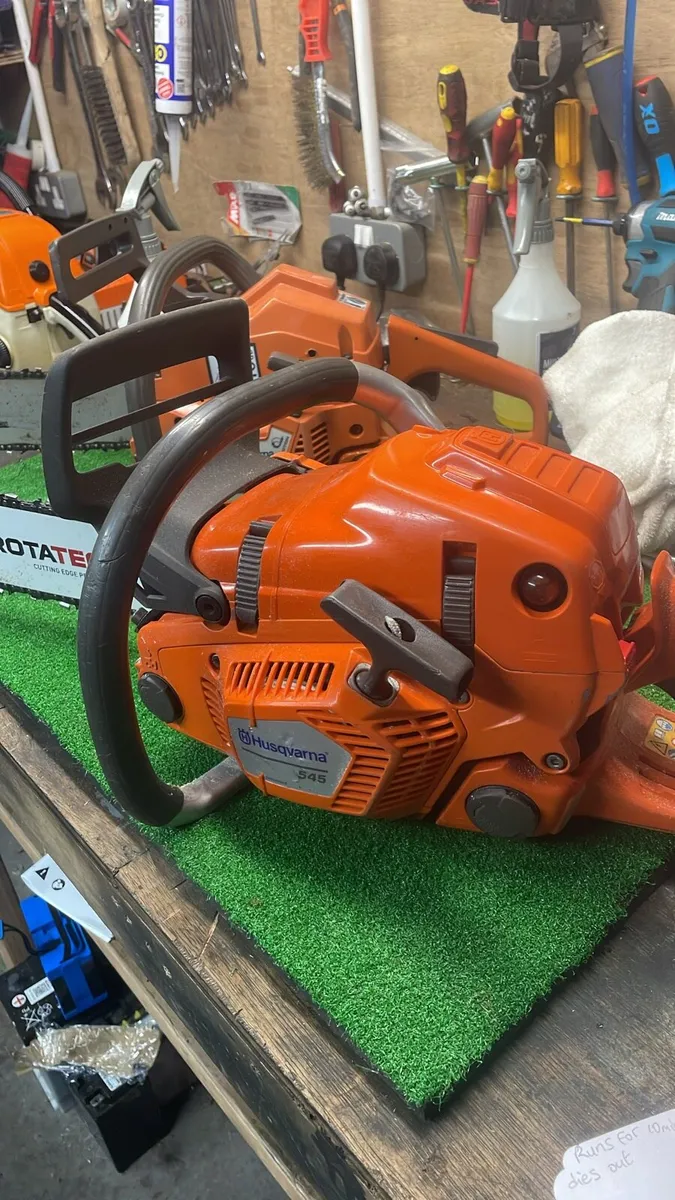 Large selection of immaculate Chainsaws - Image 2