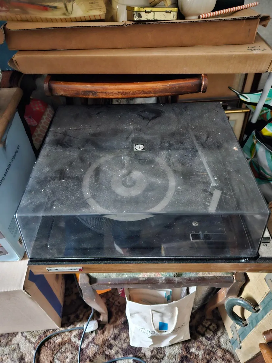 Vintage Record Player - Image 1