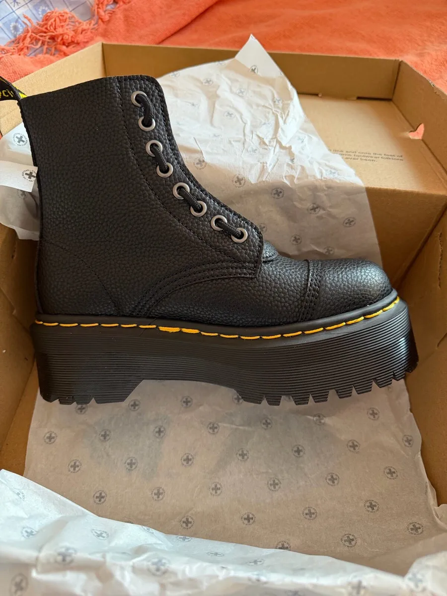 Doc martens - Image 1