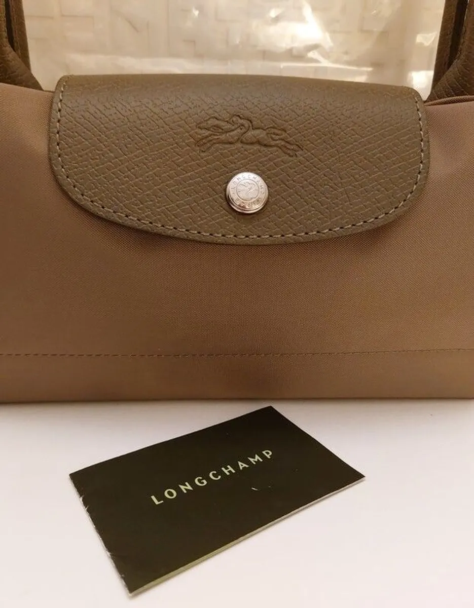 Longchamps Le Pliage Bag - Image 4