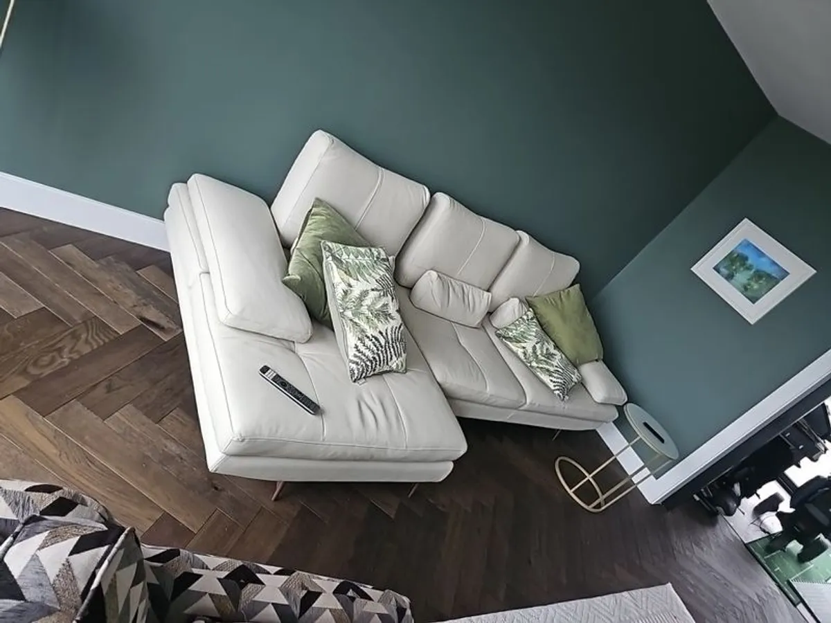 sofa - Image 1