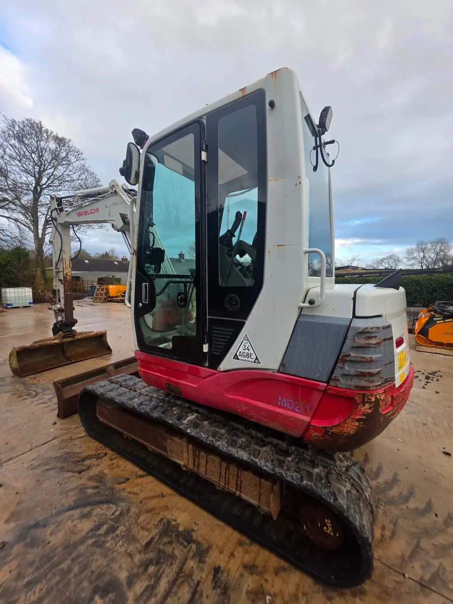 2013 TAKEUCHI TB250 - Image 3