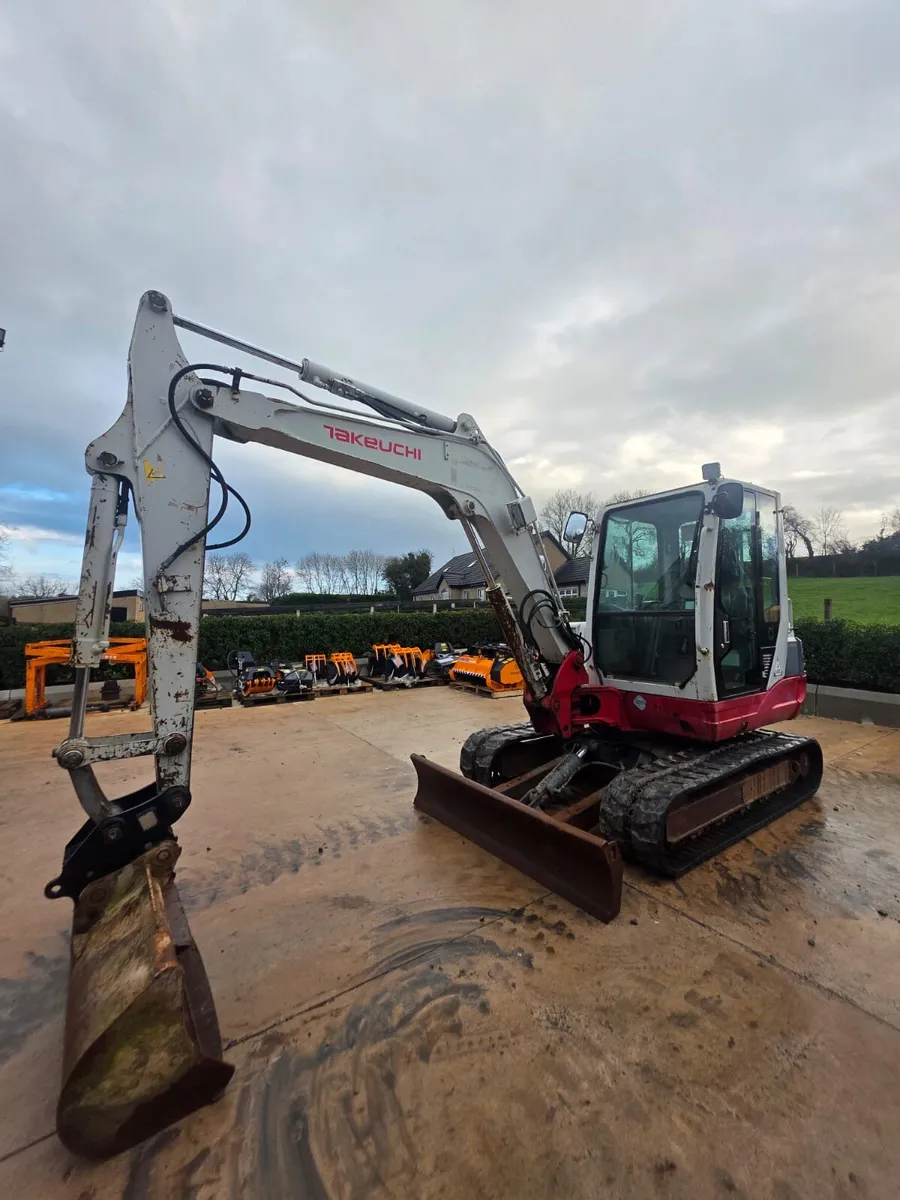 2013 TAKEUCHI TB250 - Image 1
