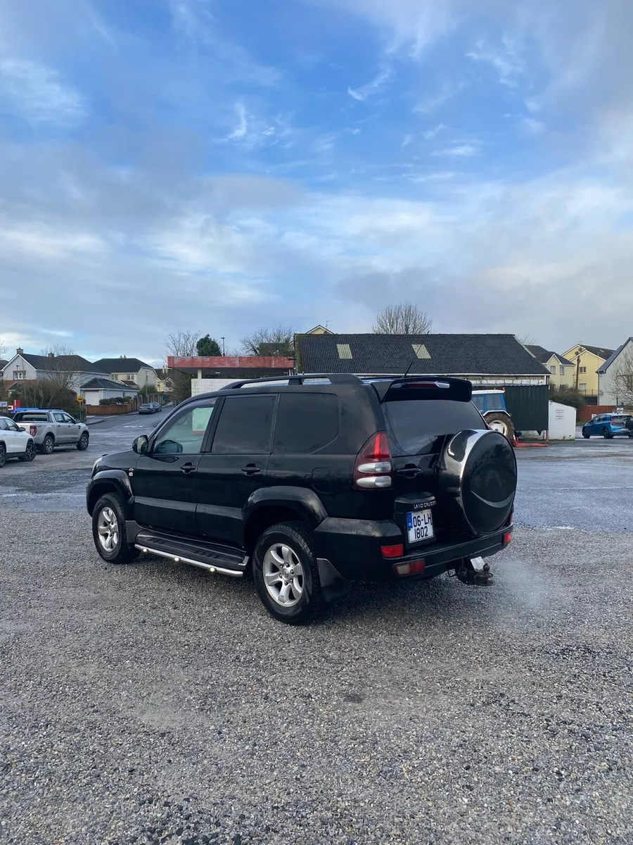 Toyota Landcruiser - Image 3