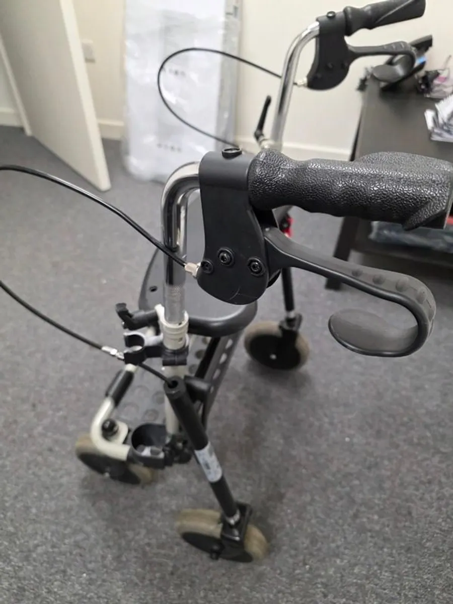 Rollator/walker - Image 4