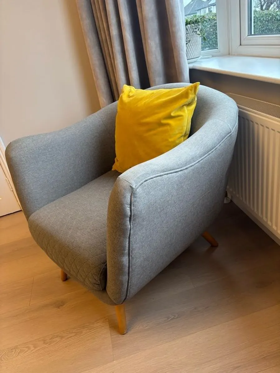 Stylish Chair for Sale in Blackrock - Image 2