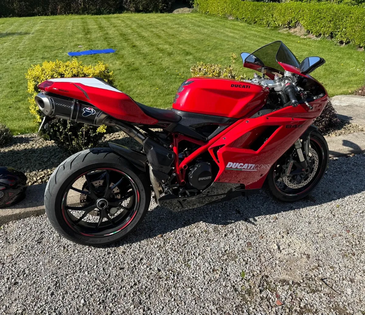 DUCATI 848 EVO - Image 4