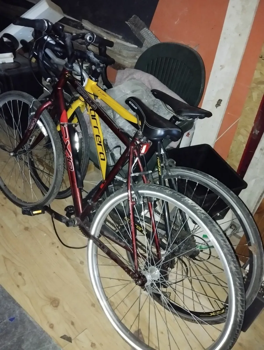 Filing cabinet - Image 1