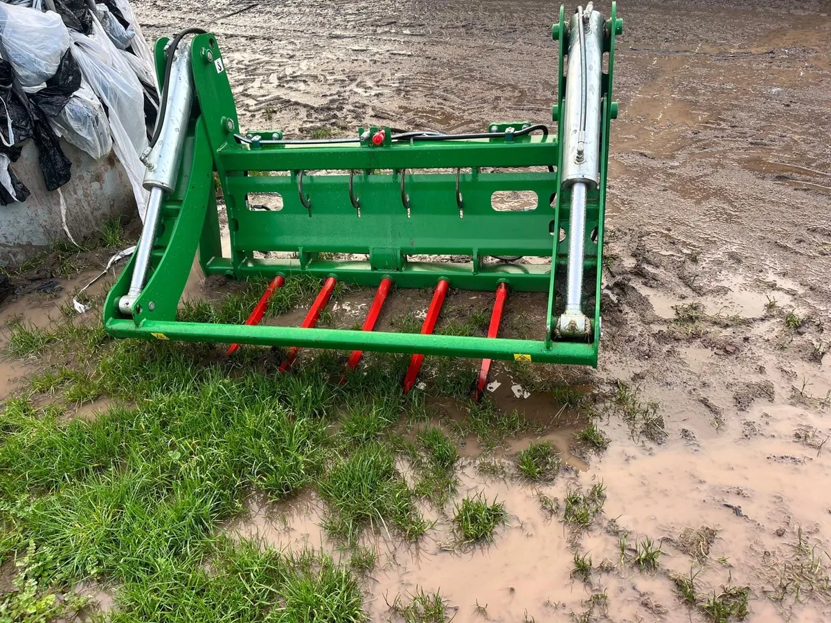 Cashel bale slice - Image 1