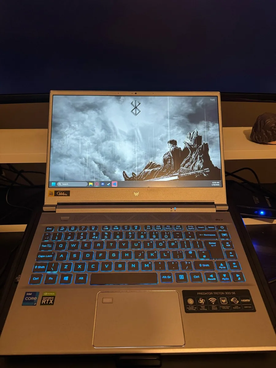 Acer Predator Triton 300 SE - Image 1