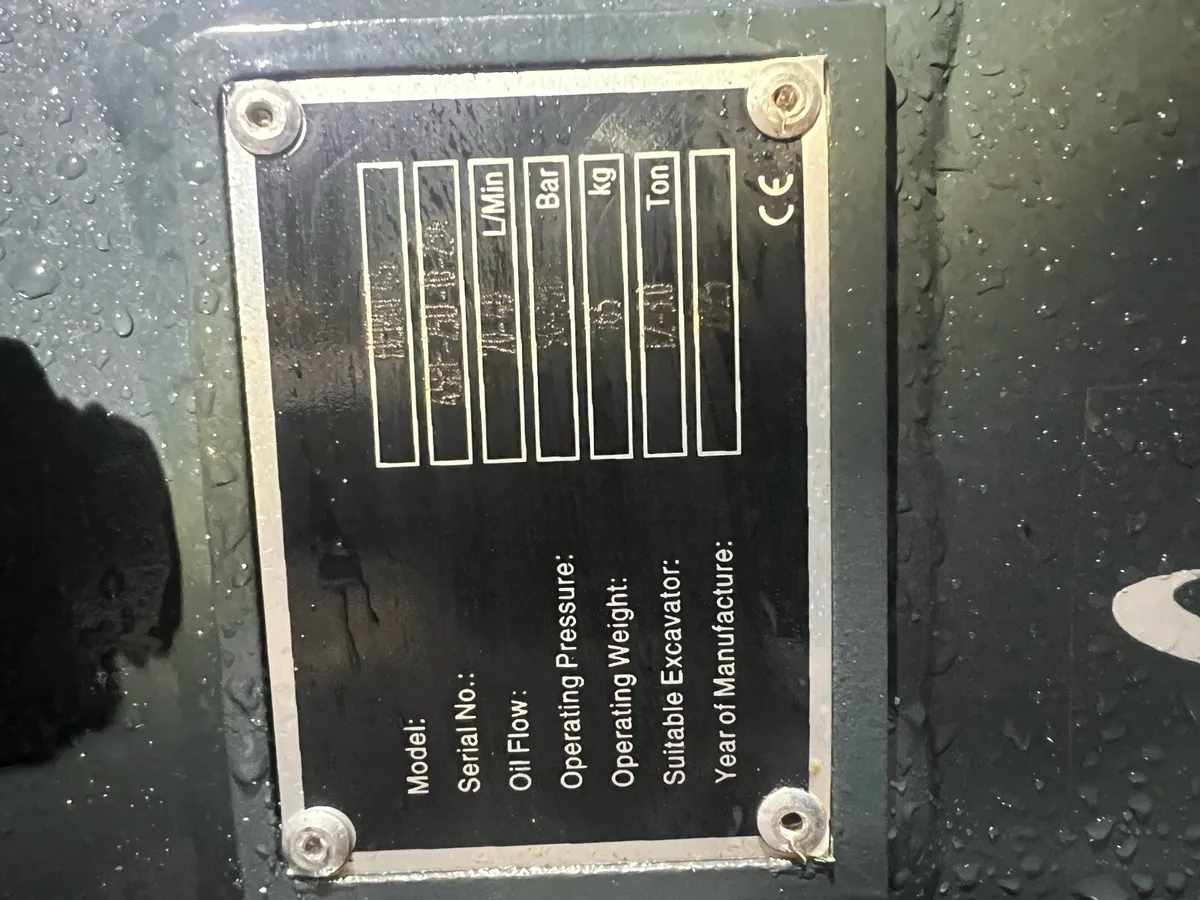 Rock breaker - Image 2