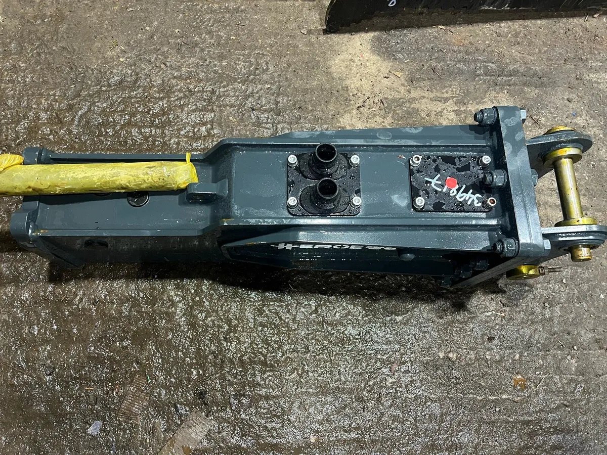 Rock breaker - Image 3