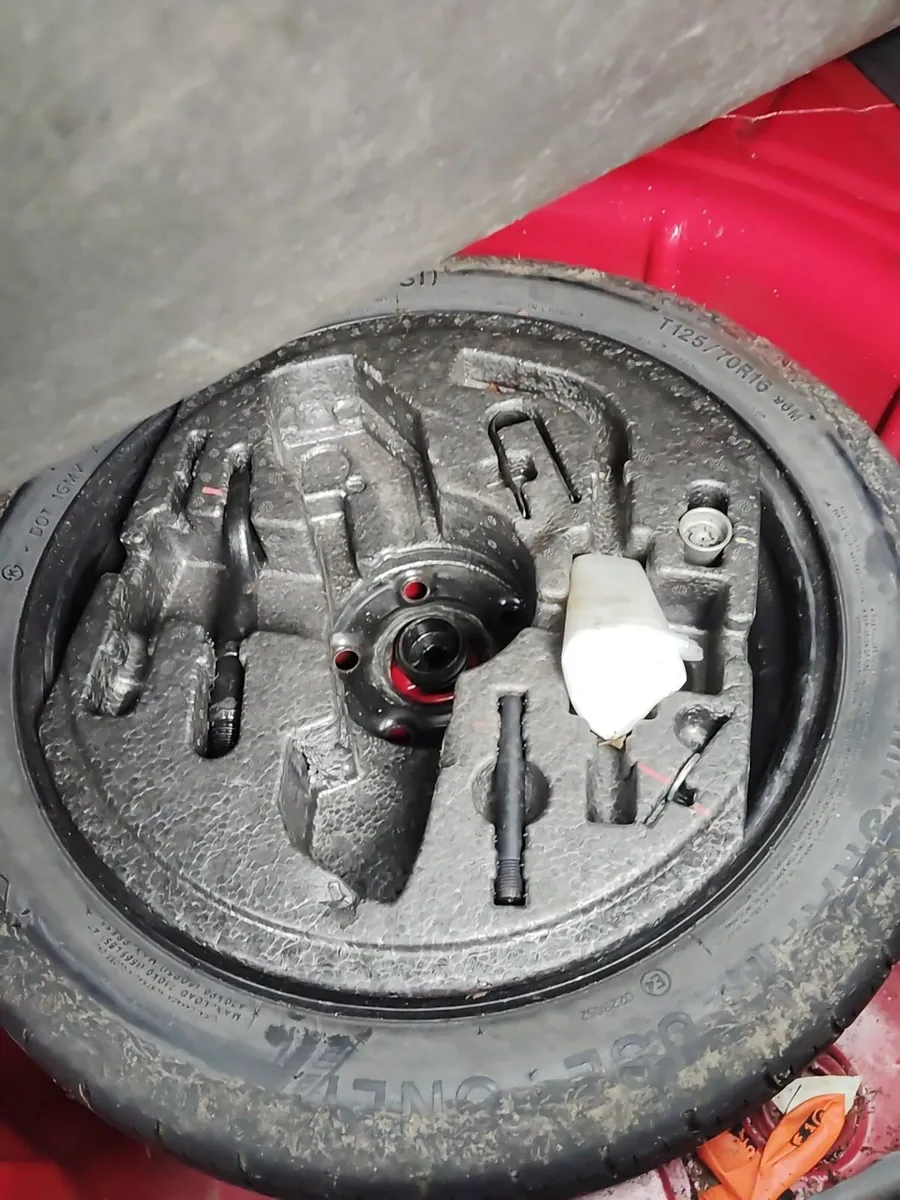 Breaking Audi A3 2011 1.6tdi cay - Image 4