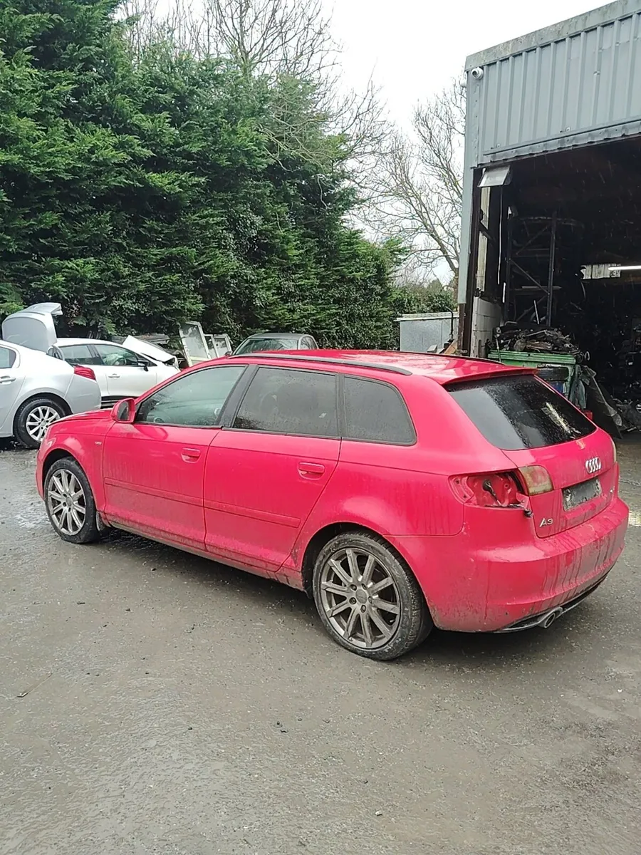 Breaking Audi A3 2011 1.6tdi cay - Image 3