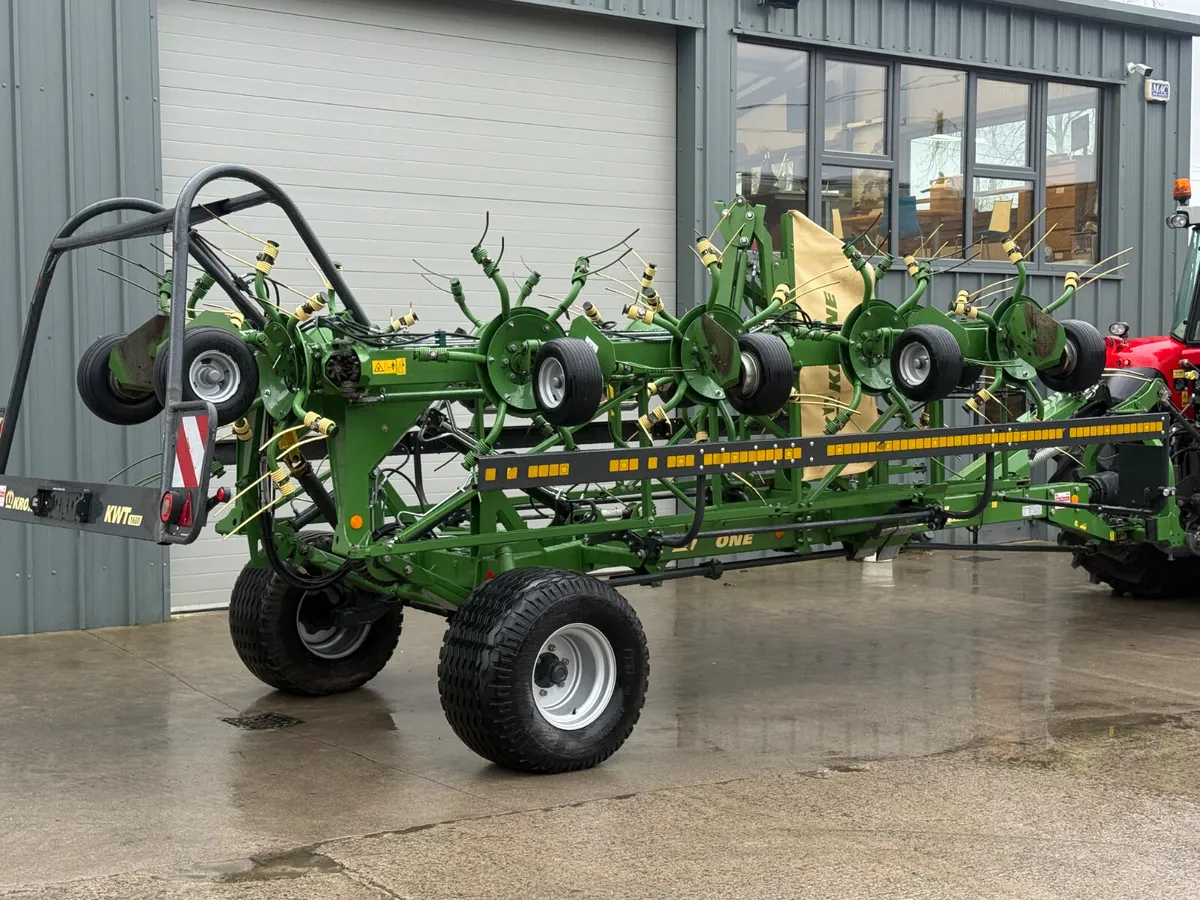 Krone 1600 Tedder ***14 rotor/16 metre!!*** - Image 1