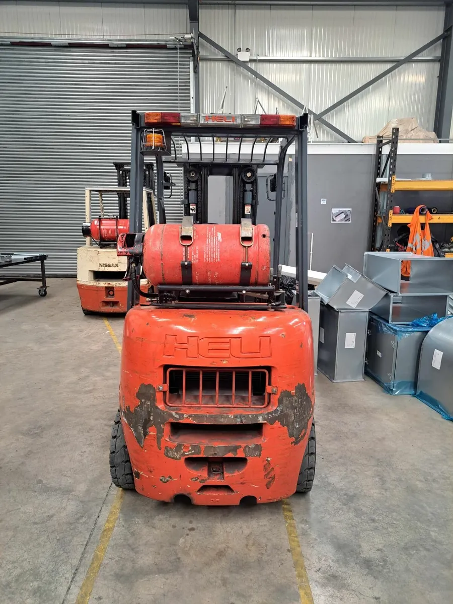 Forklift - Image 2