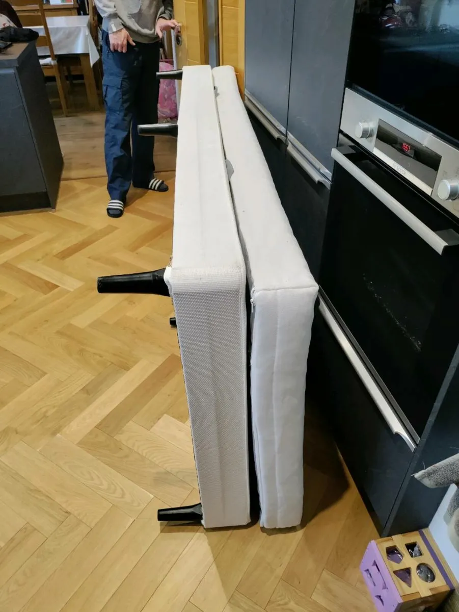 Single Bed - Image 4