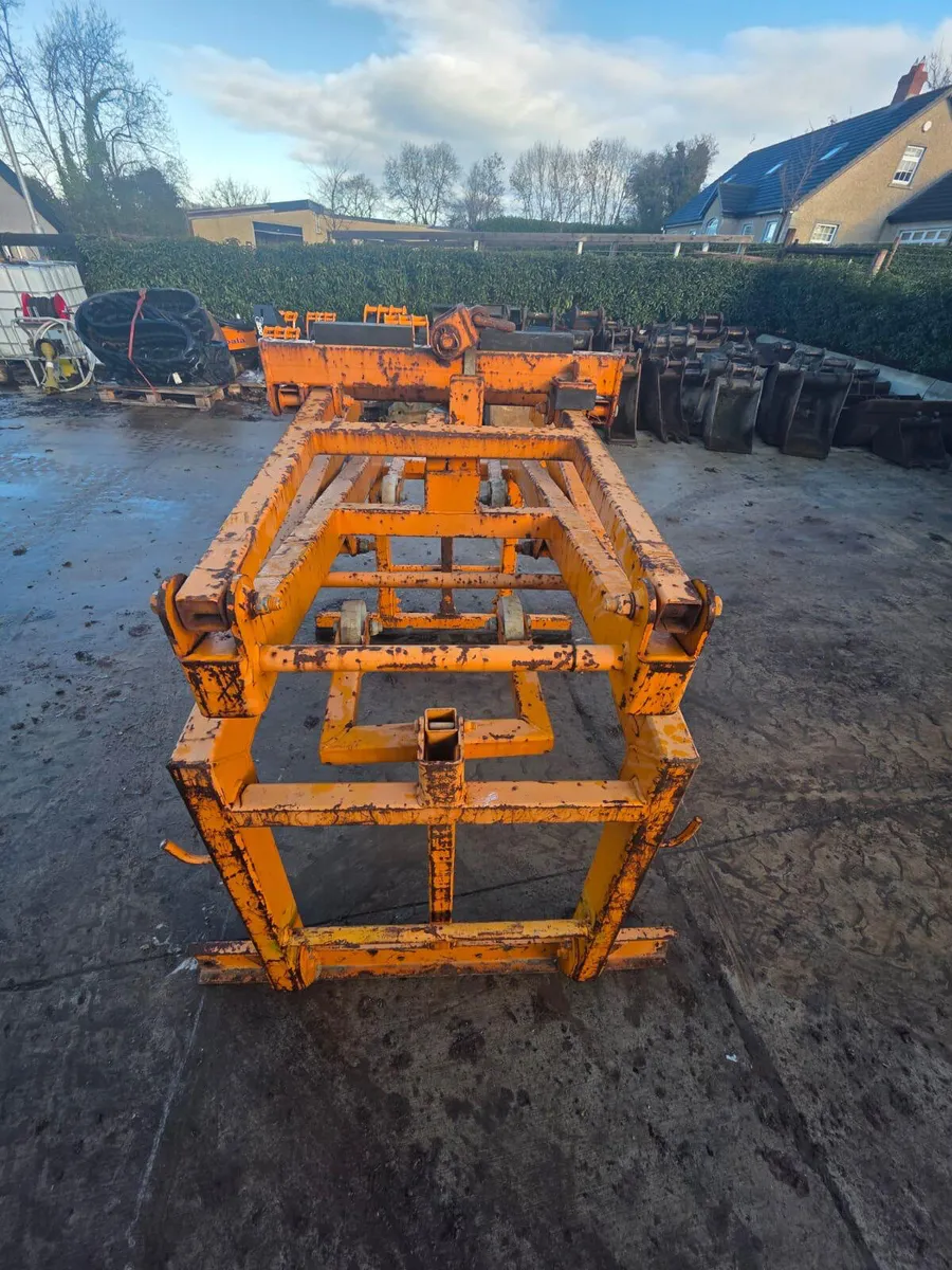 Eichenger Large Block Grab - SWL 1,800KG - Image 4