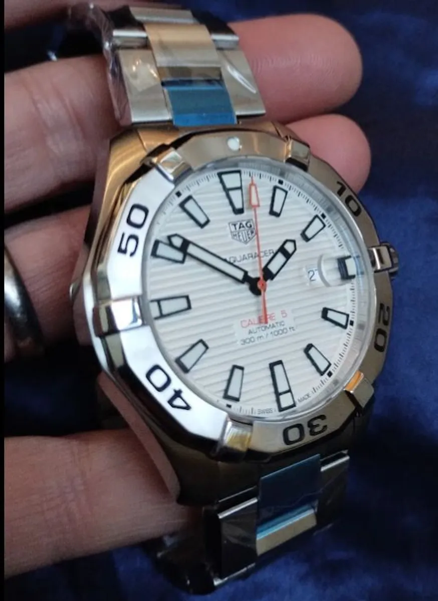 TAG Heuer Aquaracer Watch - Brand New / Unworn - Image 4