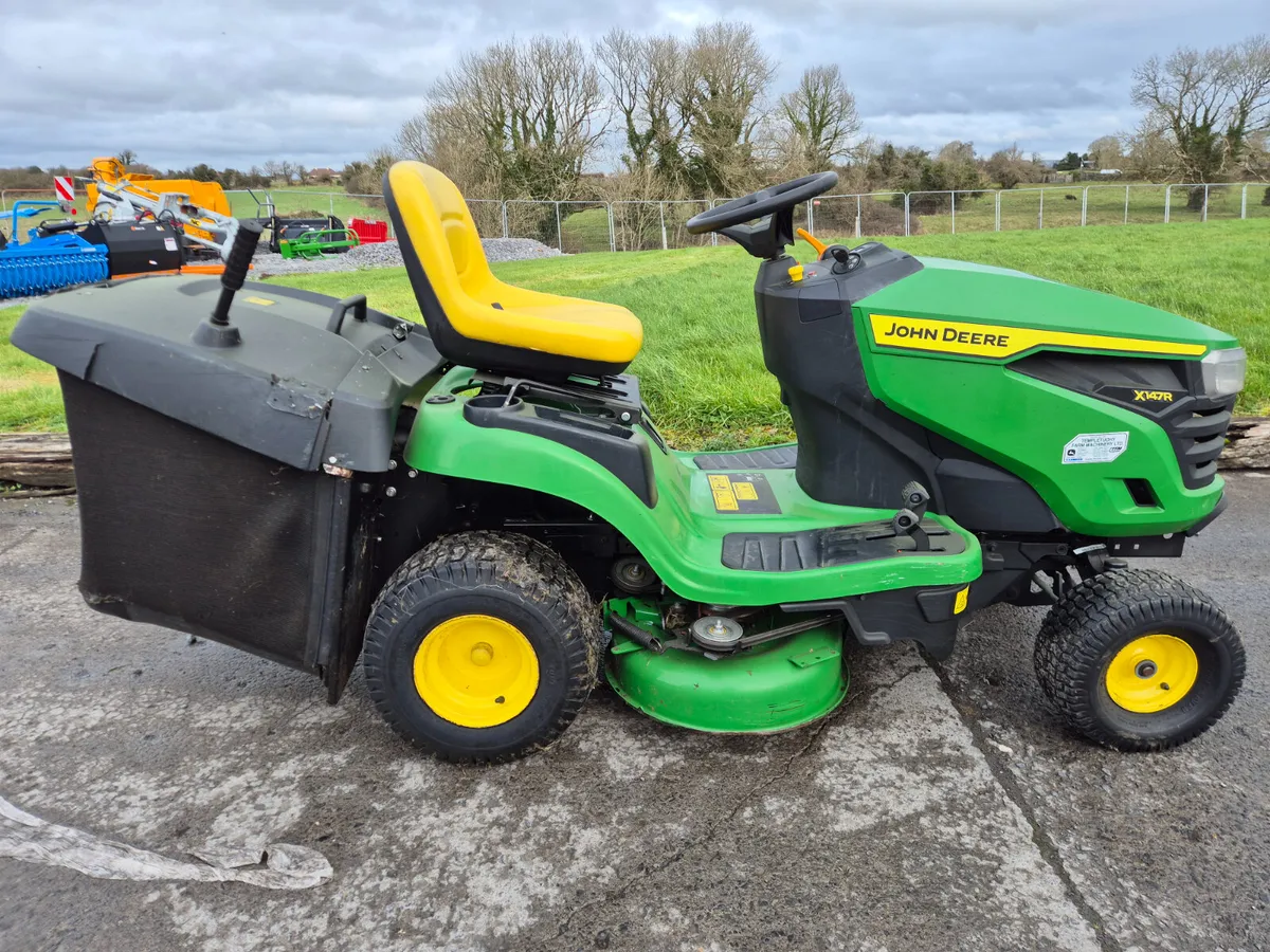 John Deere X147R 2023 - Image 2