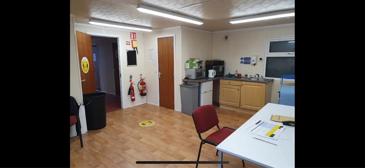 Steel office unit - Image 3