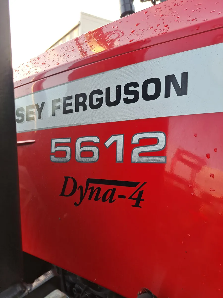 MASSEY FERGUSON 5612 & LOADER - Image 4