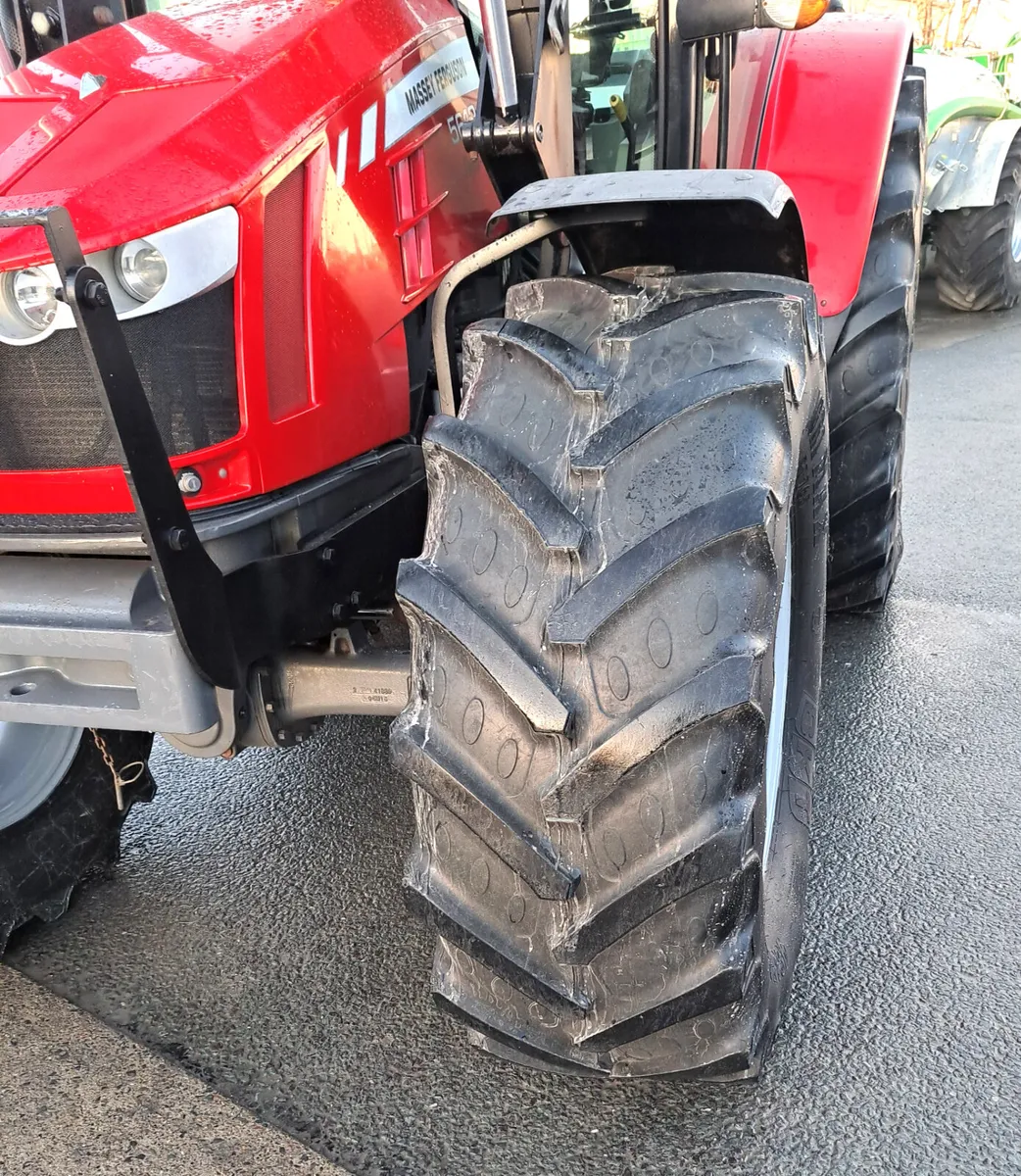 MASSEY FERGUSON 5612 & LOADER - Image 3